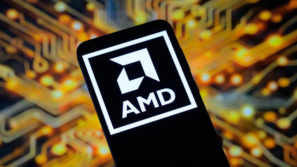 AMD Acquires Taalas to Integrate AI Models Directly into Silicon, Intensifying Hardware Race